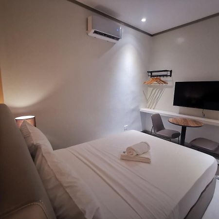Yes Hotel Imus Cavite Eksteriør bilde