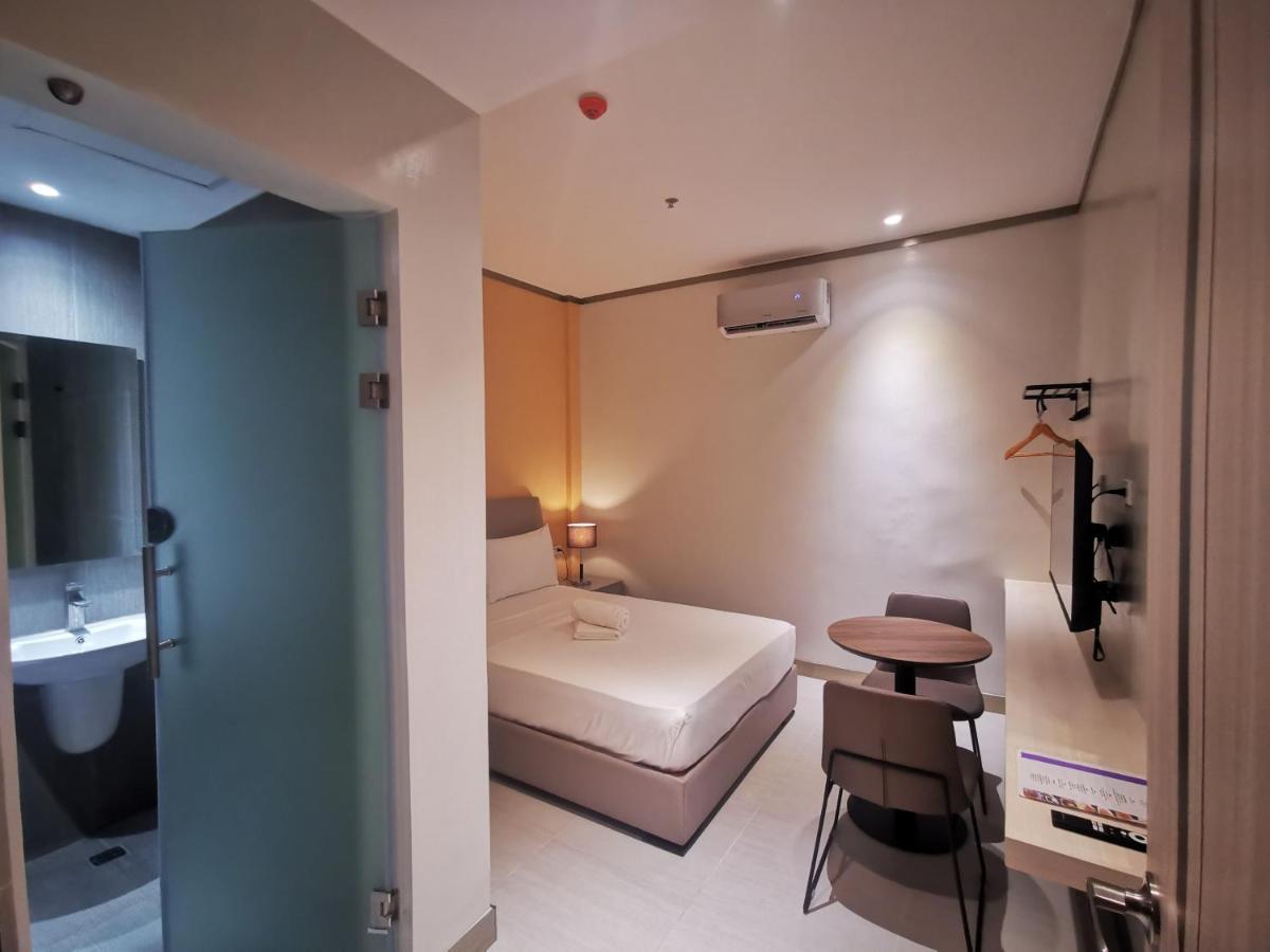 Yes Hotel Imus Cavite Eksteriør bilde